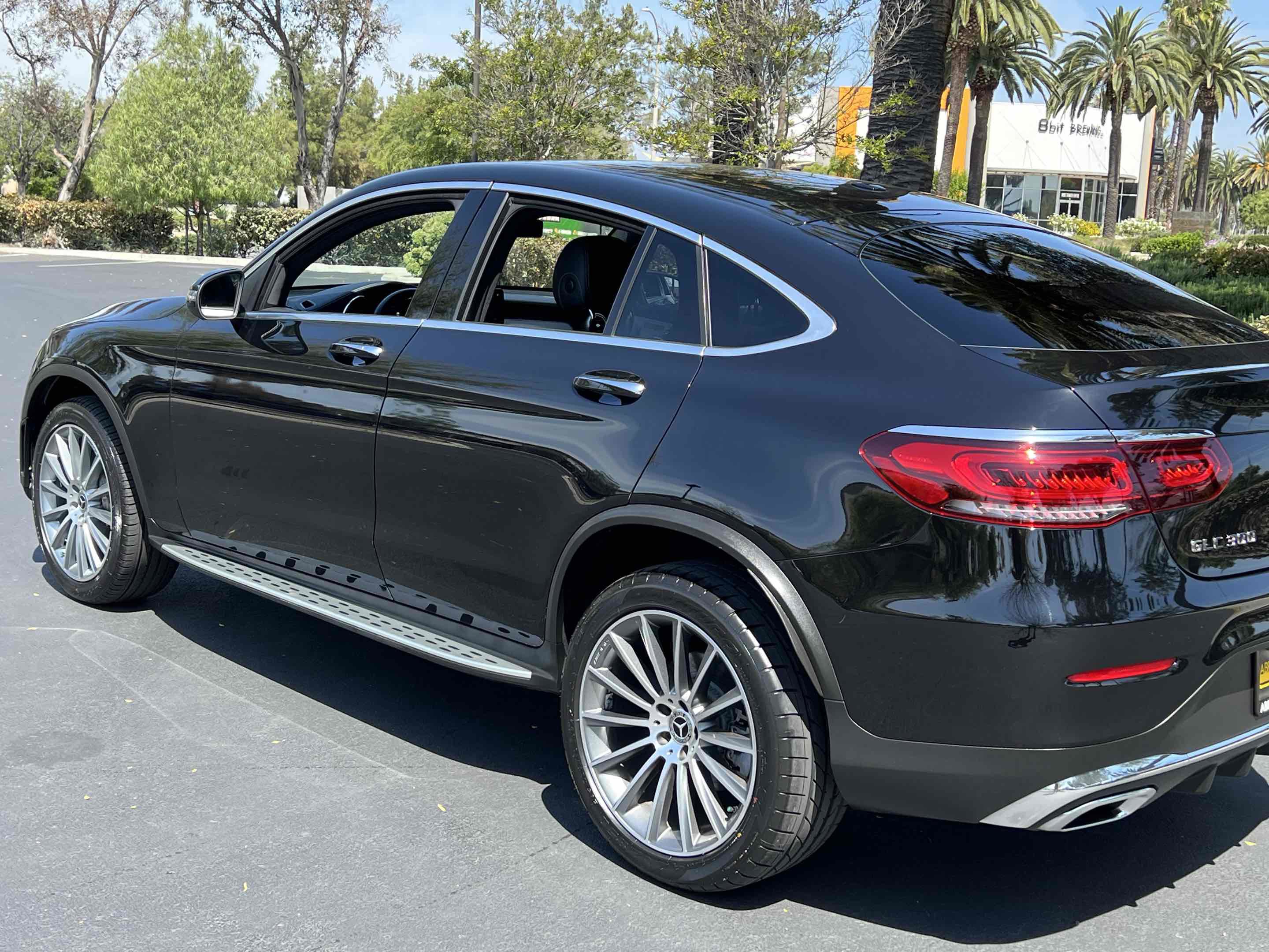 Used 2020 Mercedes-Benz GLC 300 4MATIC Coupe image 30