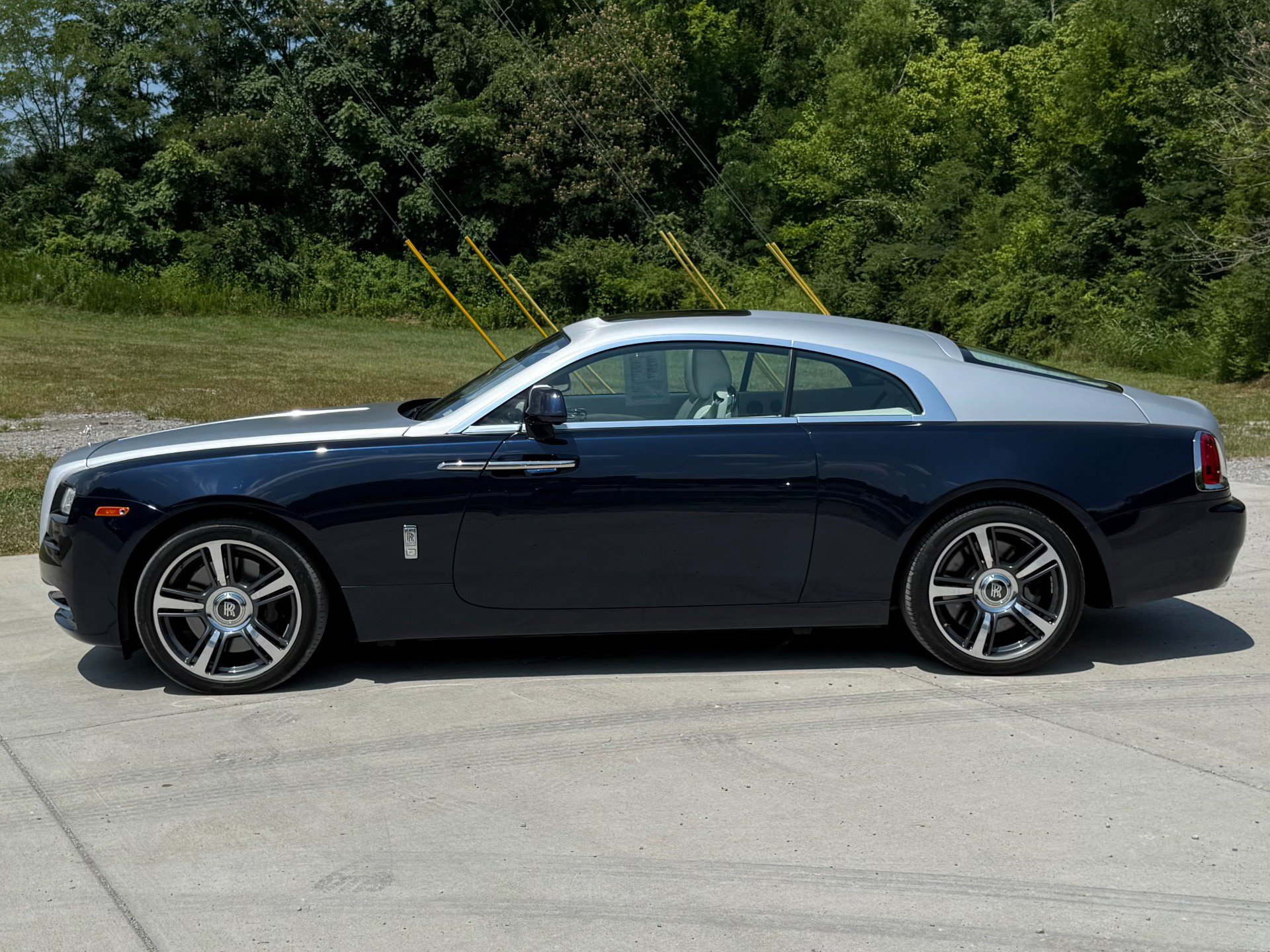 Used 2015 Rolls-Royce Wraith RWD image 9