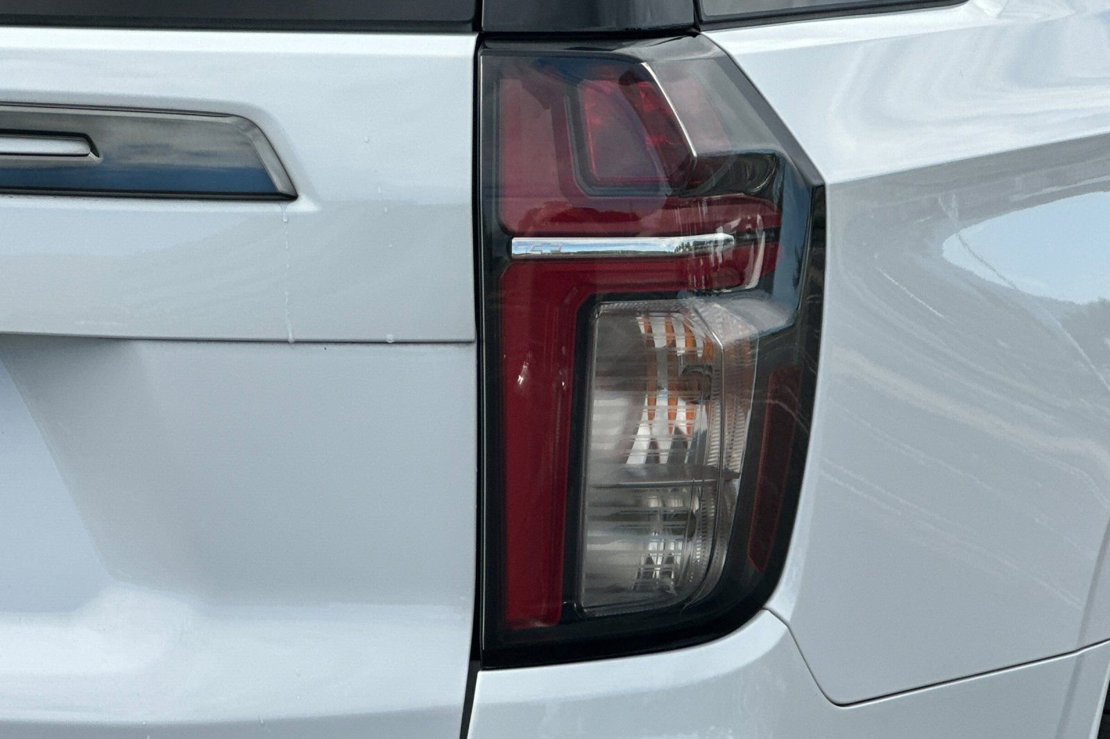 Used 2022 Chevrolet Tahoe Z71 w/ Z71 Off-Road Package AWD/4WD image 50