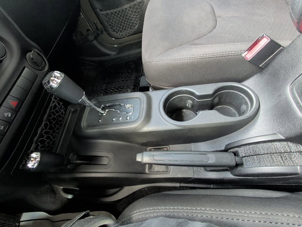 Used 2016 Jeep Wrangler Sport AWD/4WD image 21