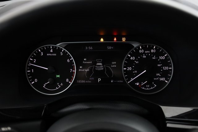 Certified 2024 Nissan Pathfinder SL image 16