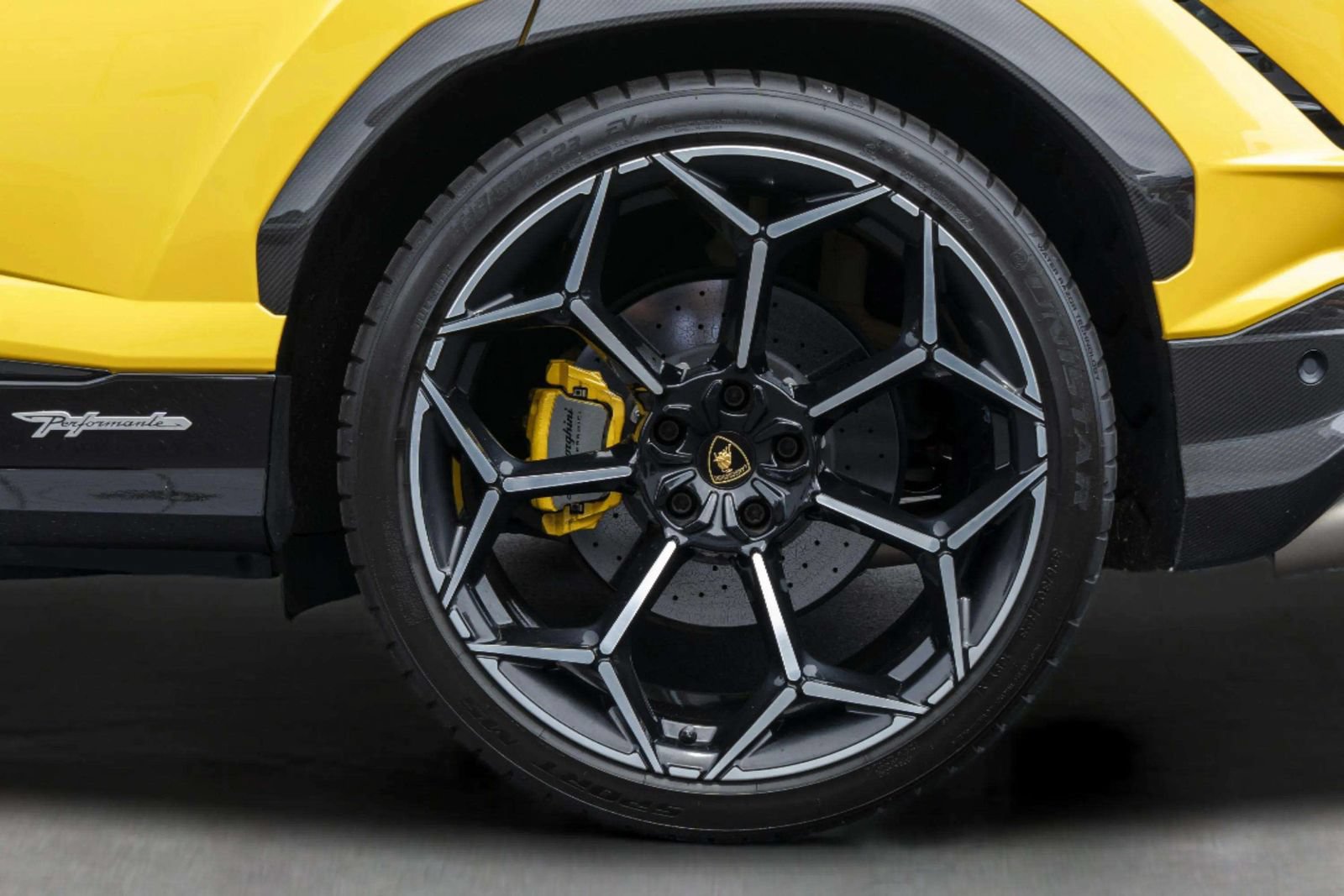 Used 2024 Lamborghini Urus Performante AWD/4WD image 77
