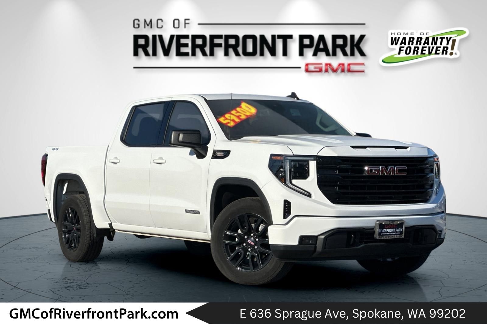 Used 2025 GMC Sierra 1500 Elevation image 1
