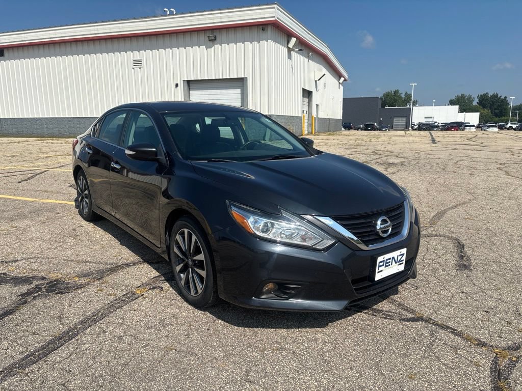 Used 2017 Nissan Altima 2.5 SL FWD image 3
