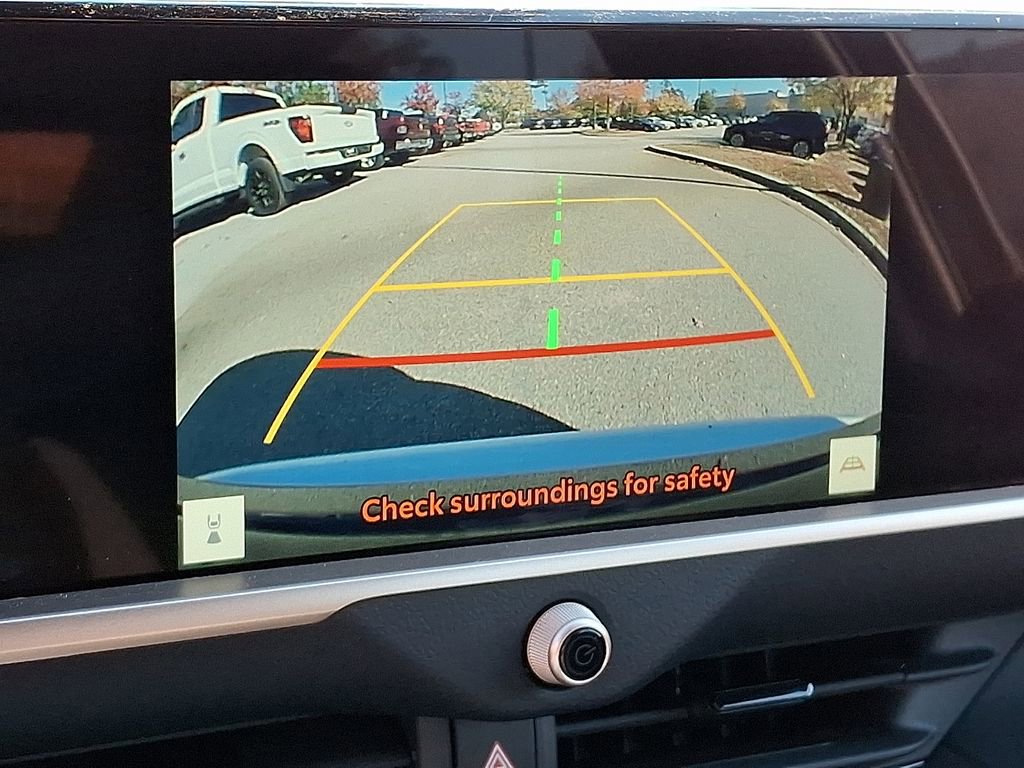 Used 2023 Toyota Crown XLE image 19