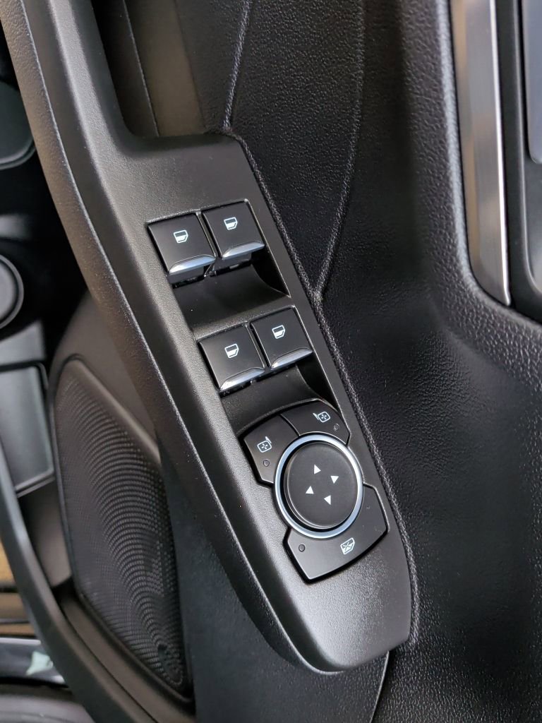 Certified 2022 Ford Escape Titanium w/ Class II Trailer Tow Package image 13