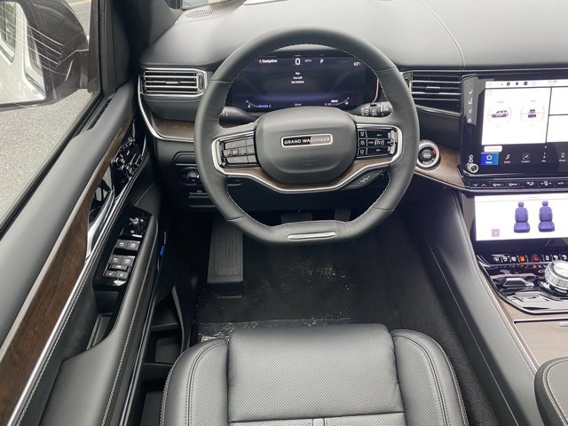 New 2024 Jeep Grand Wagoneer Series I w/ HD Trailer Tow Package image 38