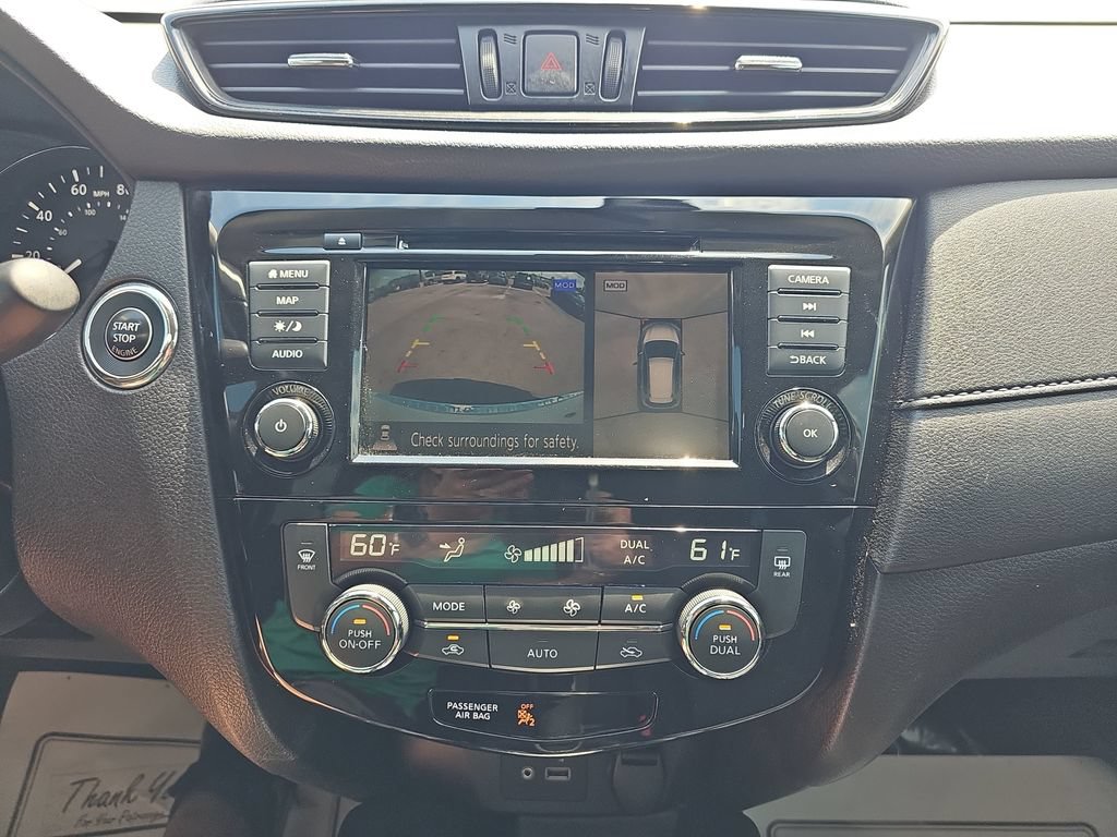 Used 2019 Nissan Rogue SV w/ Sun & Sound Touring Package FWD image 23