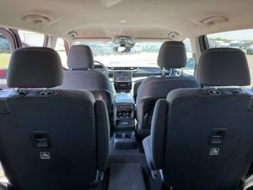 Used 2023 Jeep Grand Cherokee L Laredo AWD/4WD image 28