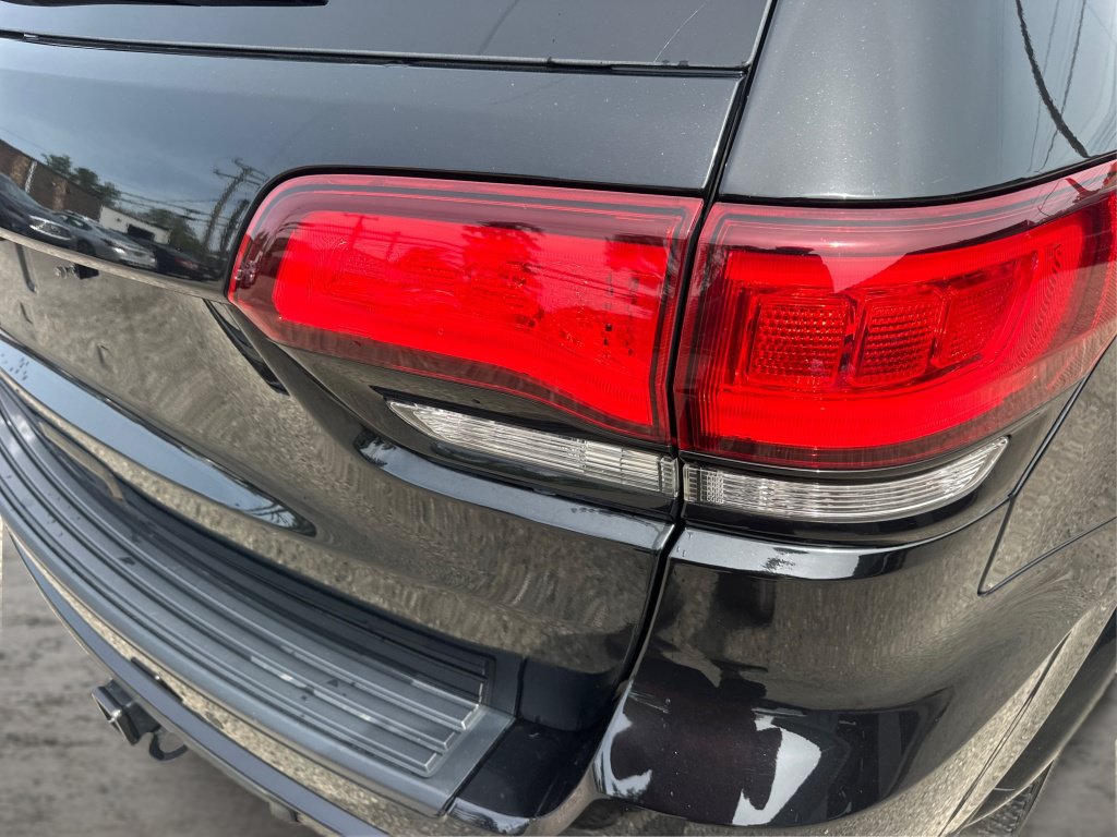 Used 2021 Jeep Grand Cherokee Laredo X AWD/4WD image 22