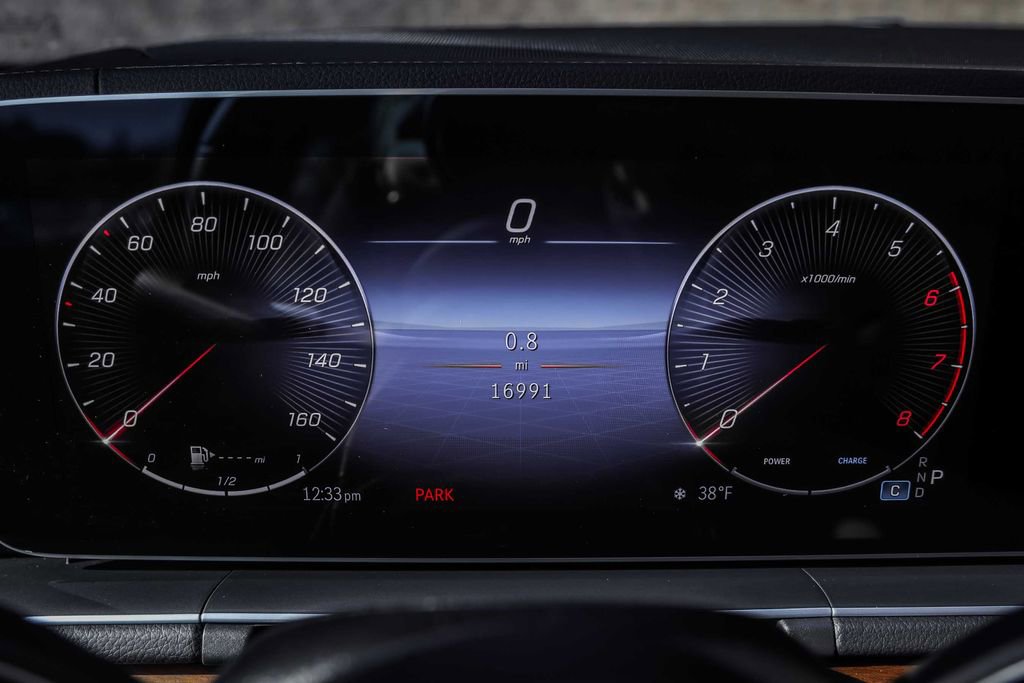 Used 2024 Mercedes-Benz GLS 450 4MATIC image 26