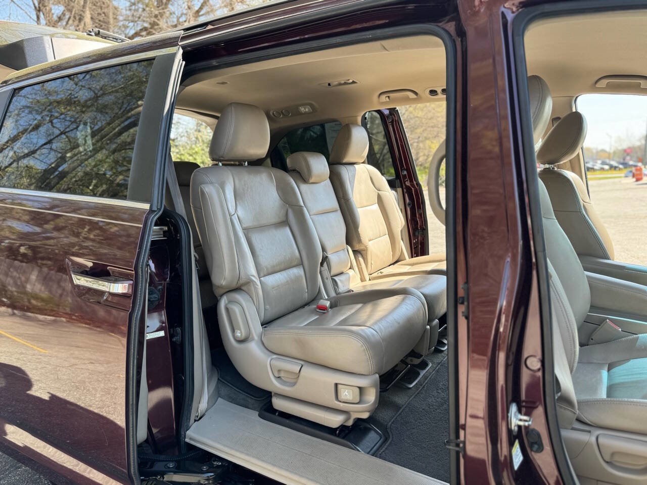 Used 2012 Honda Odyssey EX image 21