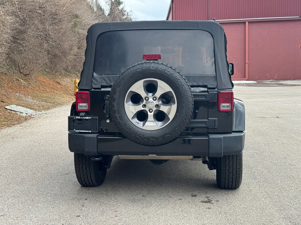 Used 2018 Jeep Wrangler Unlimited Sahara image 6