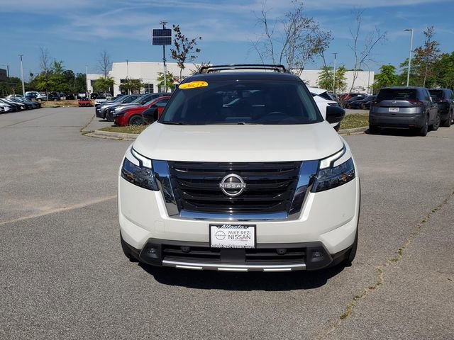 Certified 2023 Nissan Pathfinder Platinum image 10