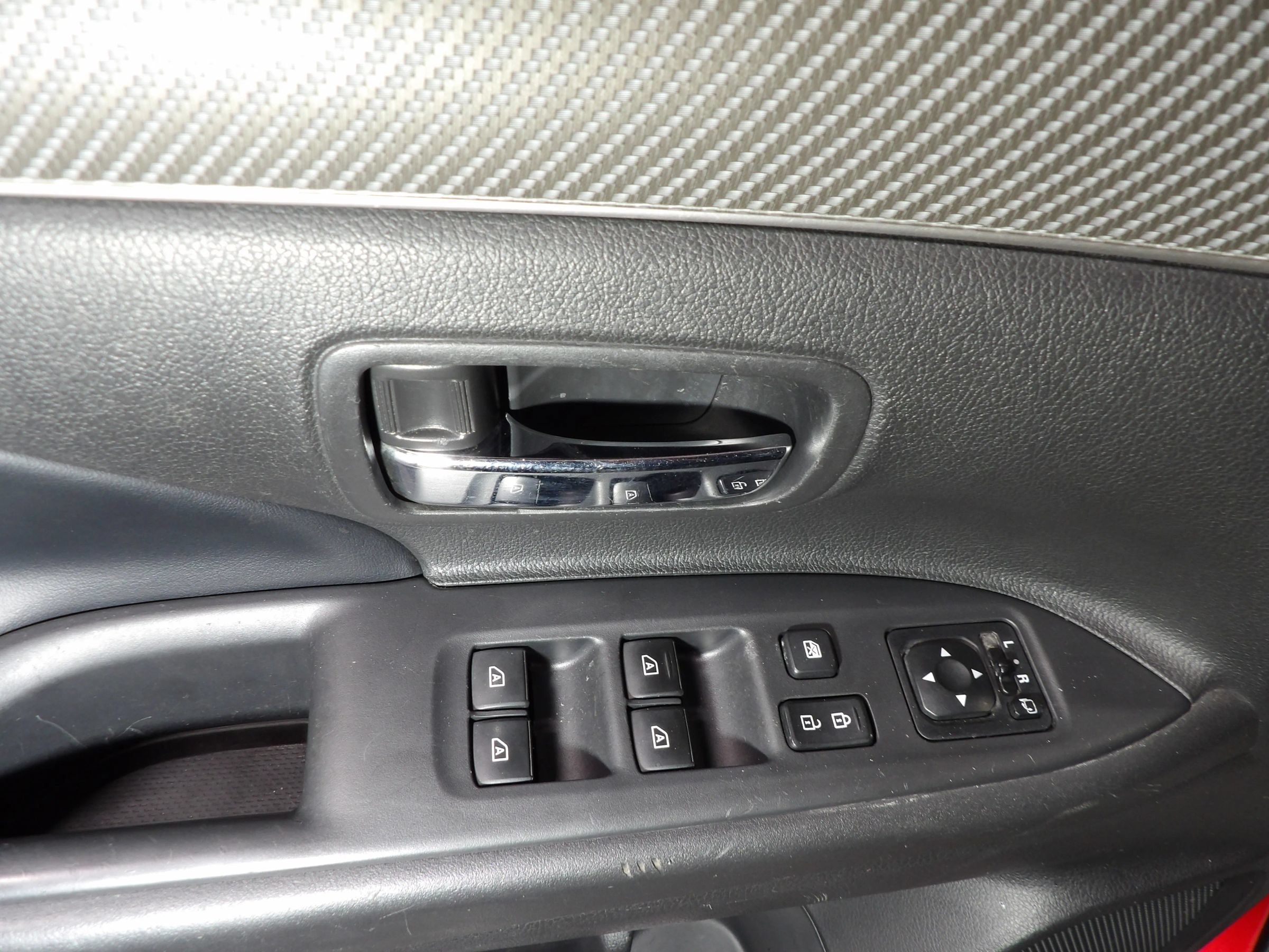 Used 2019 Mitsubishi Outlander SEL AWD/4WD image 8