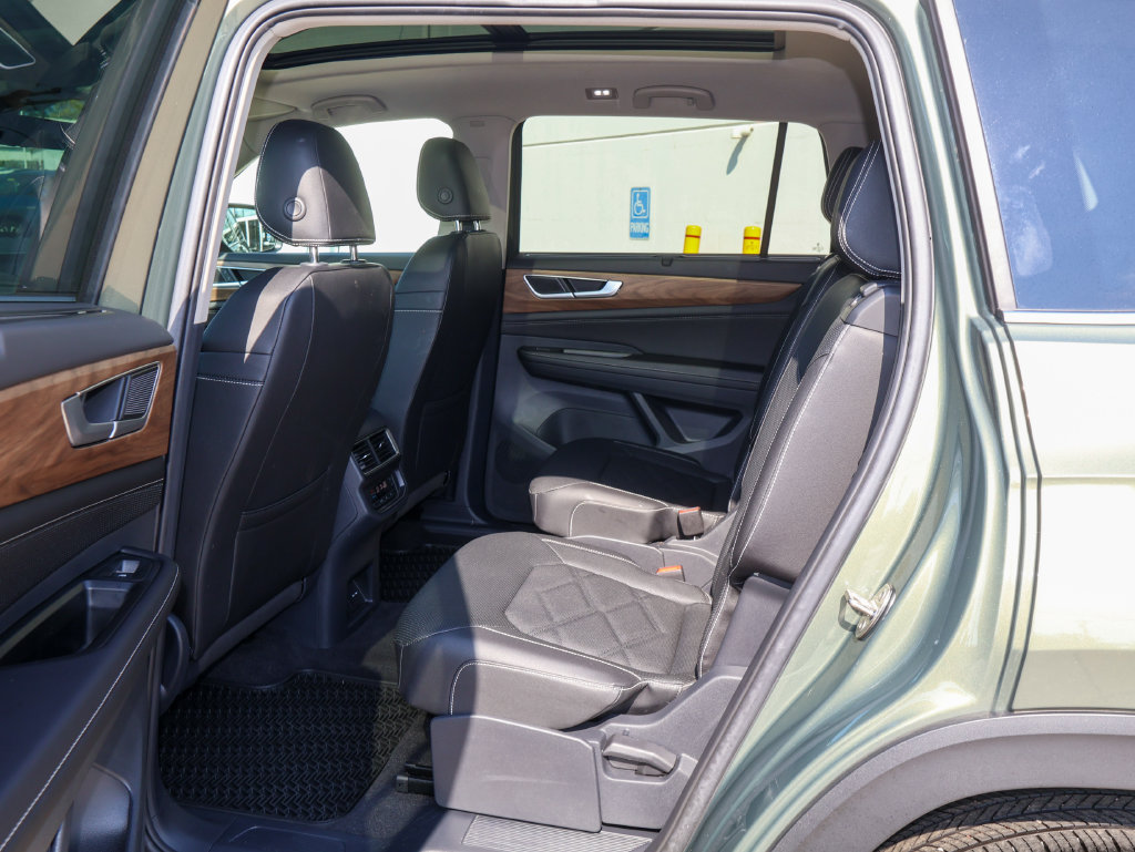 New 2026 Volkswagen Atlas SE AWD/4WD image 16