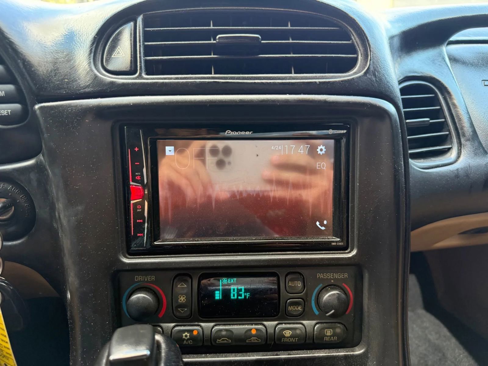 Used 2004 Chevrolet Corvette Convertible w/ Preferred Equipment Group image 27