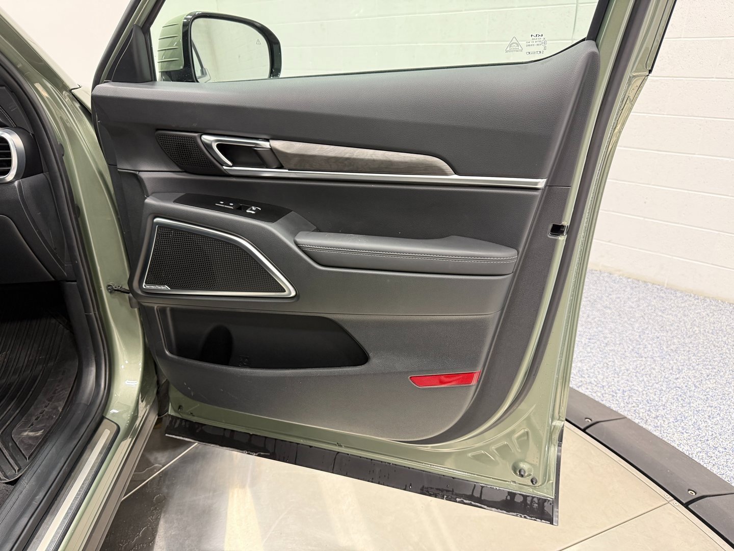 Used 2025 Kia Telluride SX Prestige X-Line image 26