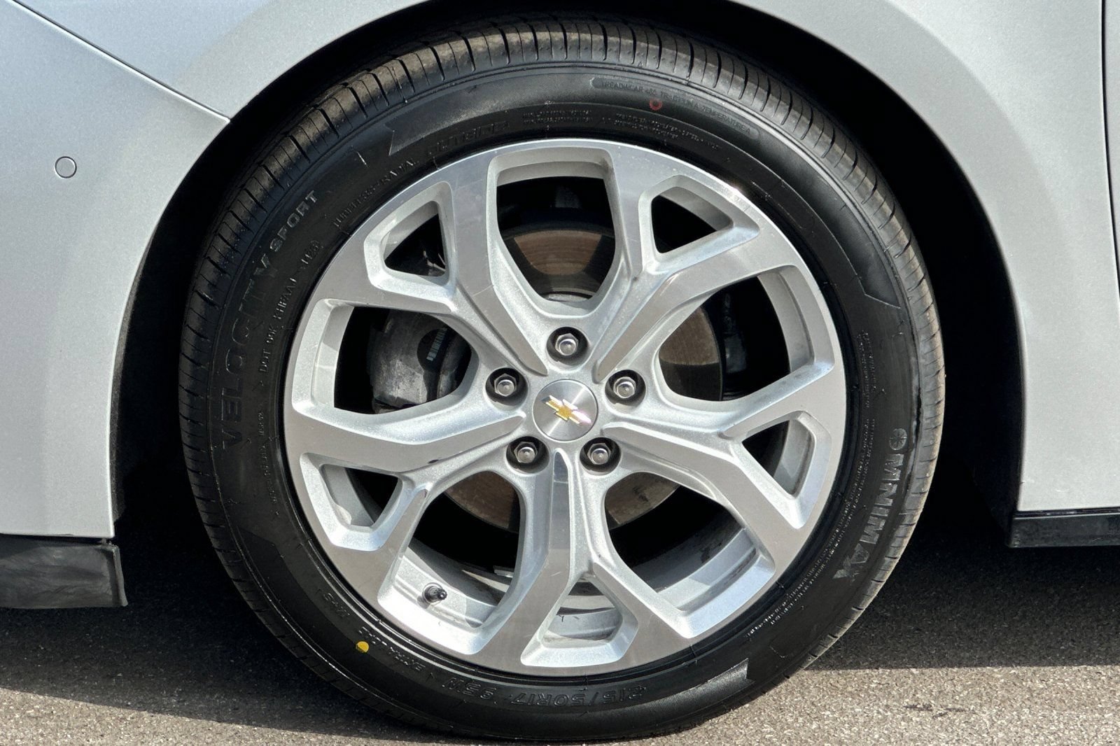 Used 2017 Chevrolet Volt Premier FWD image 27