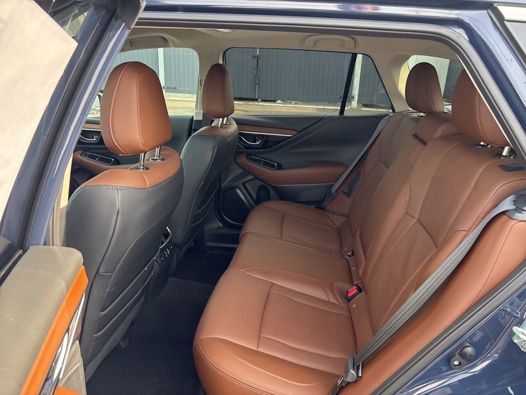 Used 2025 Subaru Outback Touring image 11