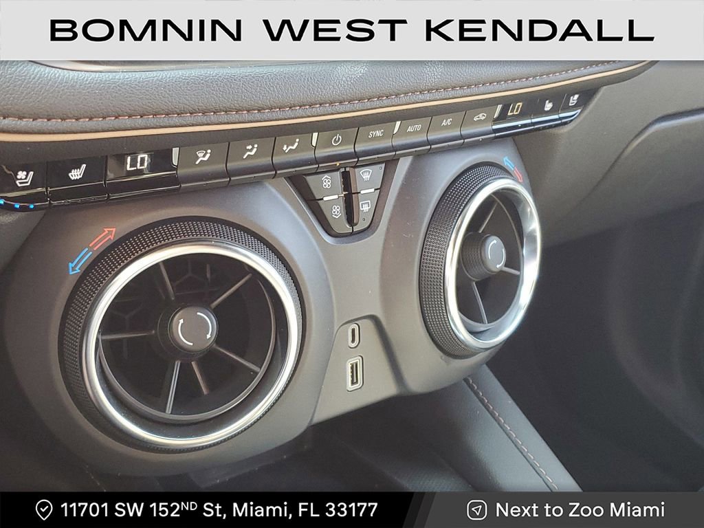 Used 2022 Chevrolet Blazer Premier w/ Enhanced Convenience Package image 33