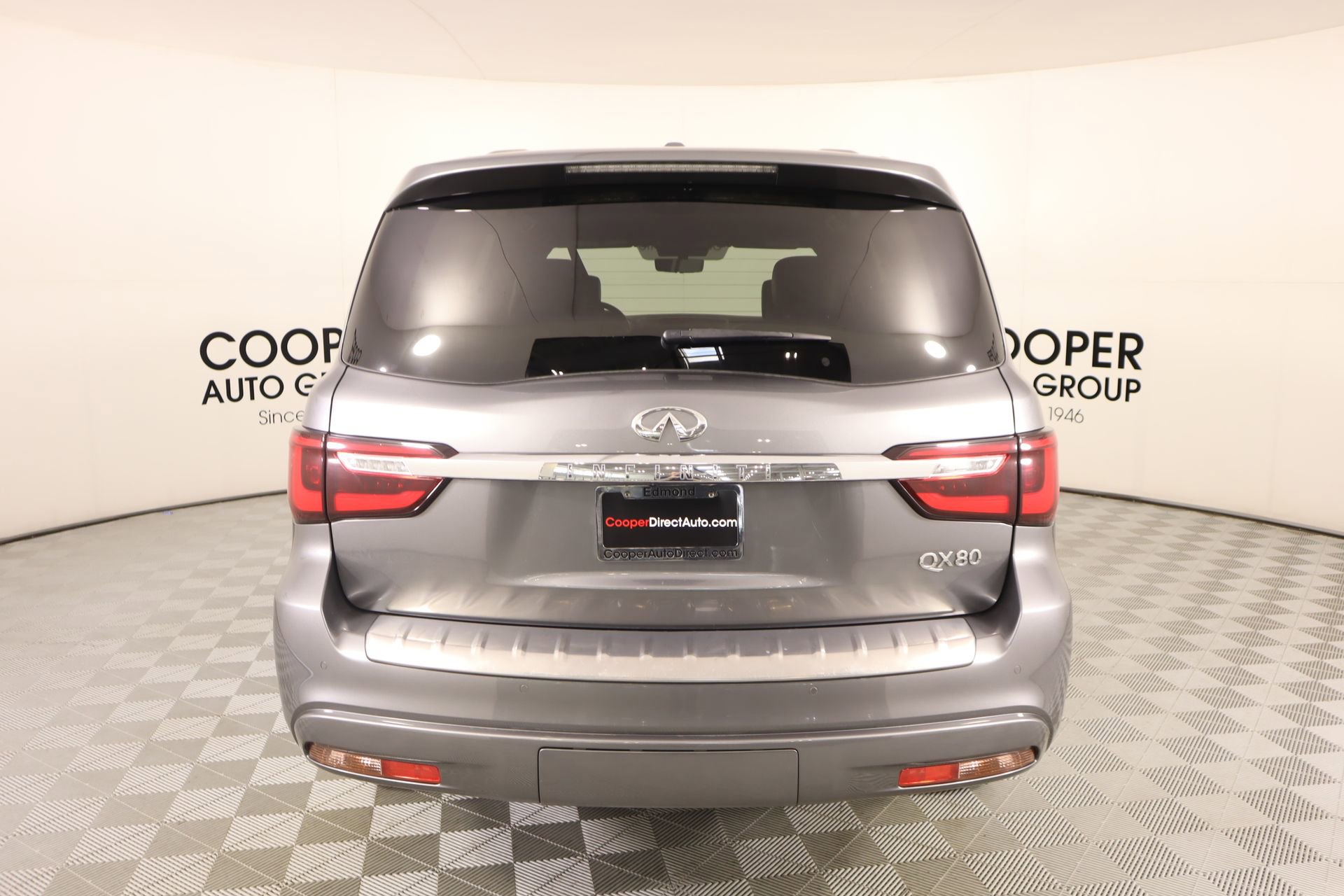 Used 2021 INFINITI QX80 Sensory w/ All-Season Package image 25