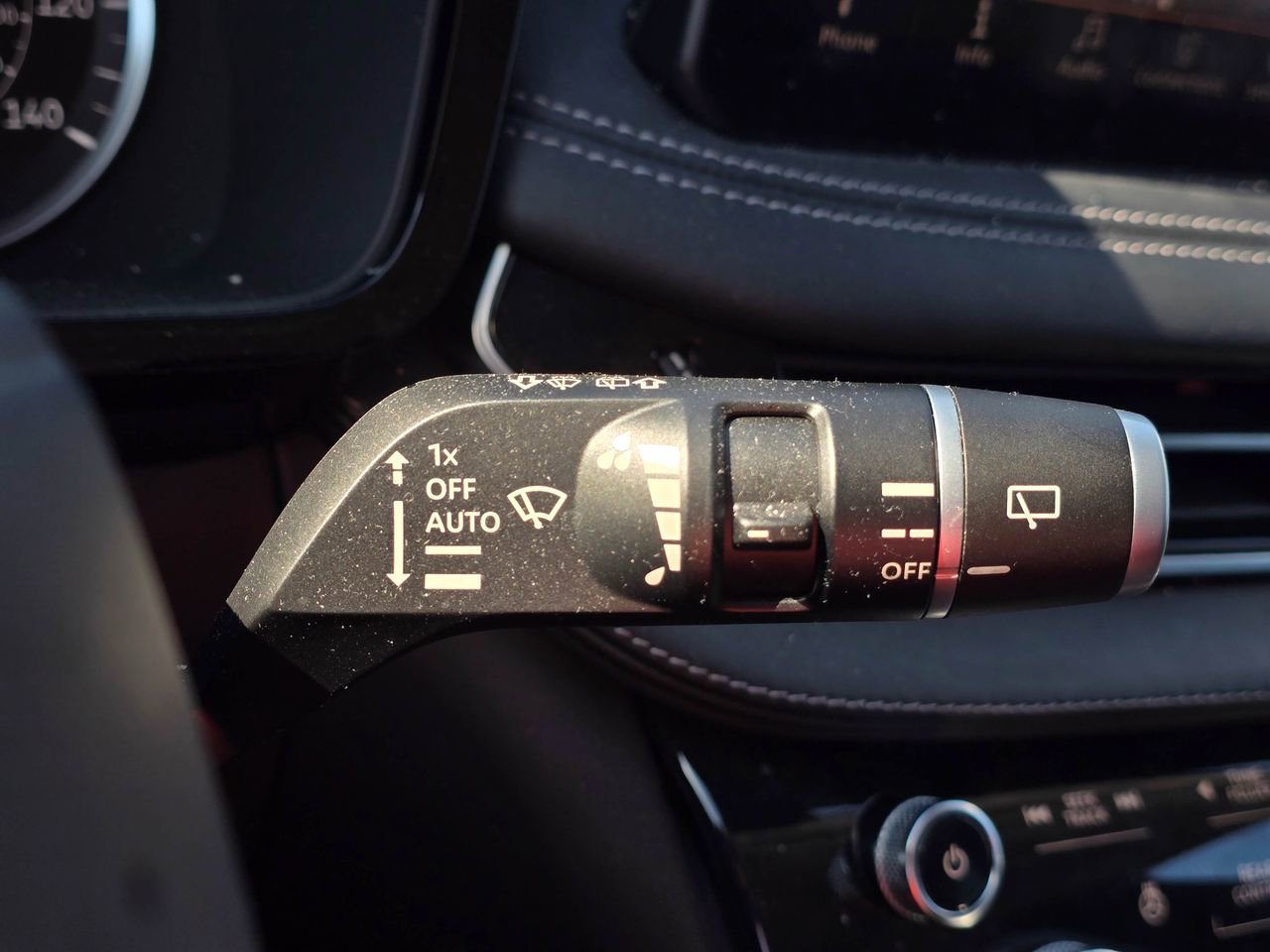 Used 2023 INFINITI QX60 Pure image 23