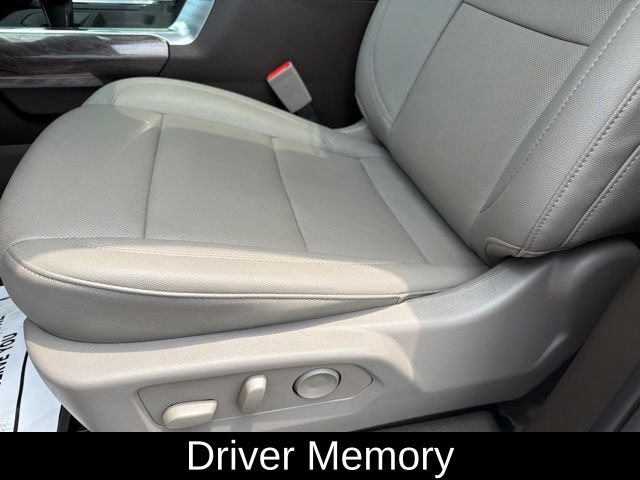 Used 2024 Chevrolet Silverado 1500 LTZ w/ LTZ Premium Package AWD/4WD image 25
