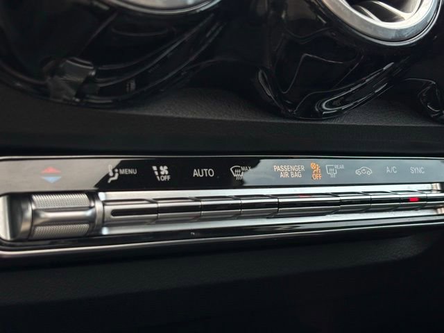 Used 2021 Mercedes-Benz GLB 250 4MATIC image 37