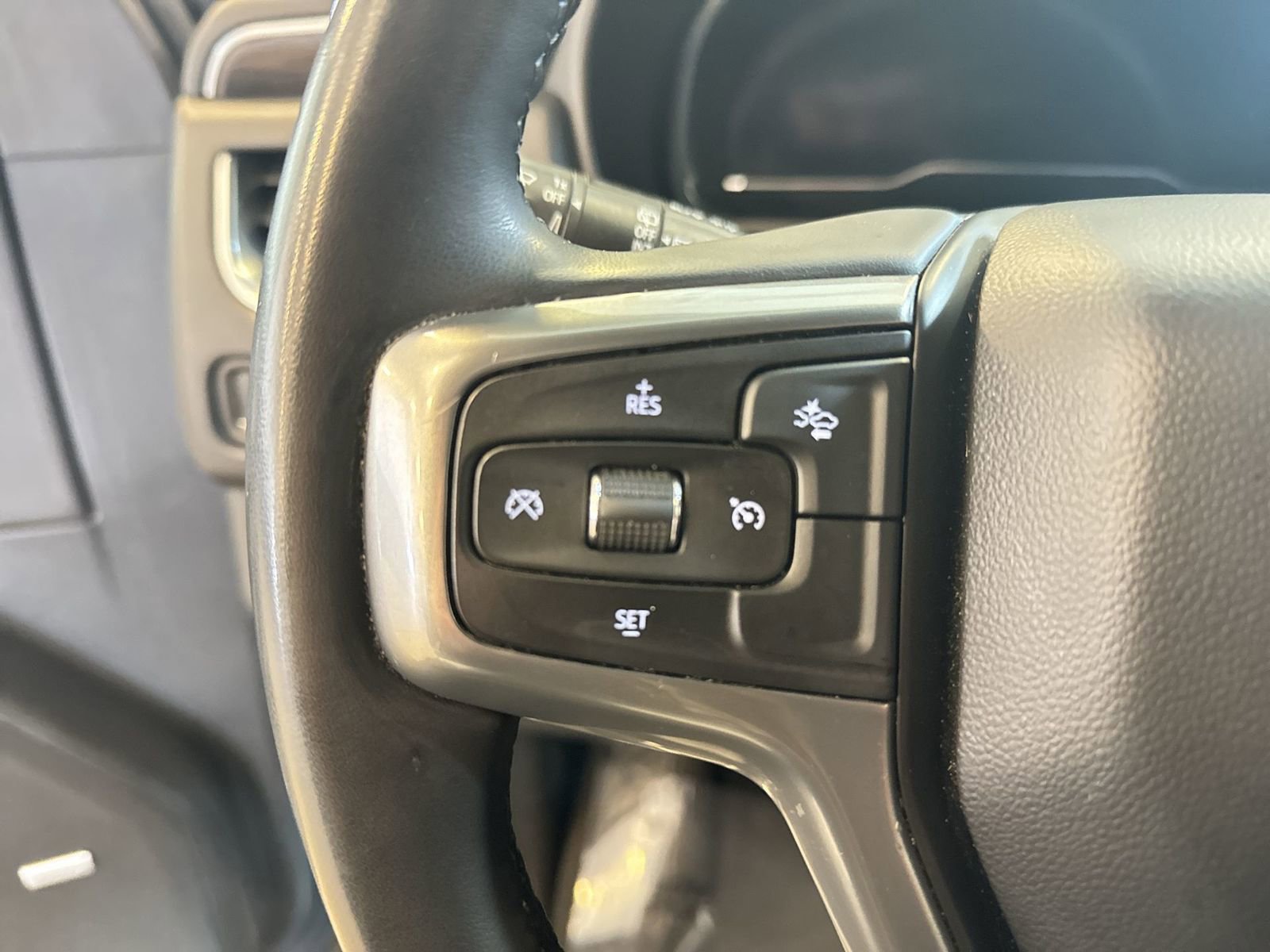 Used 2024 Chevrolet Tahoe LT image 12