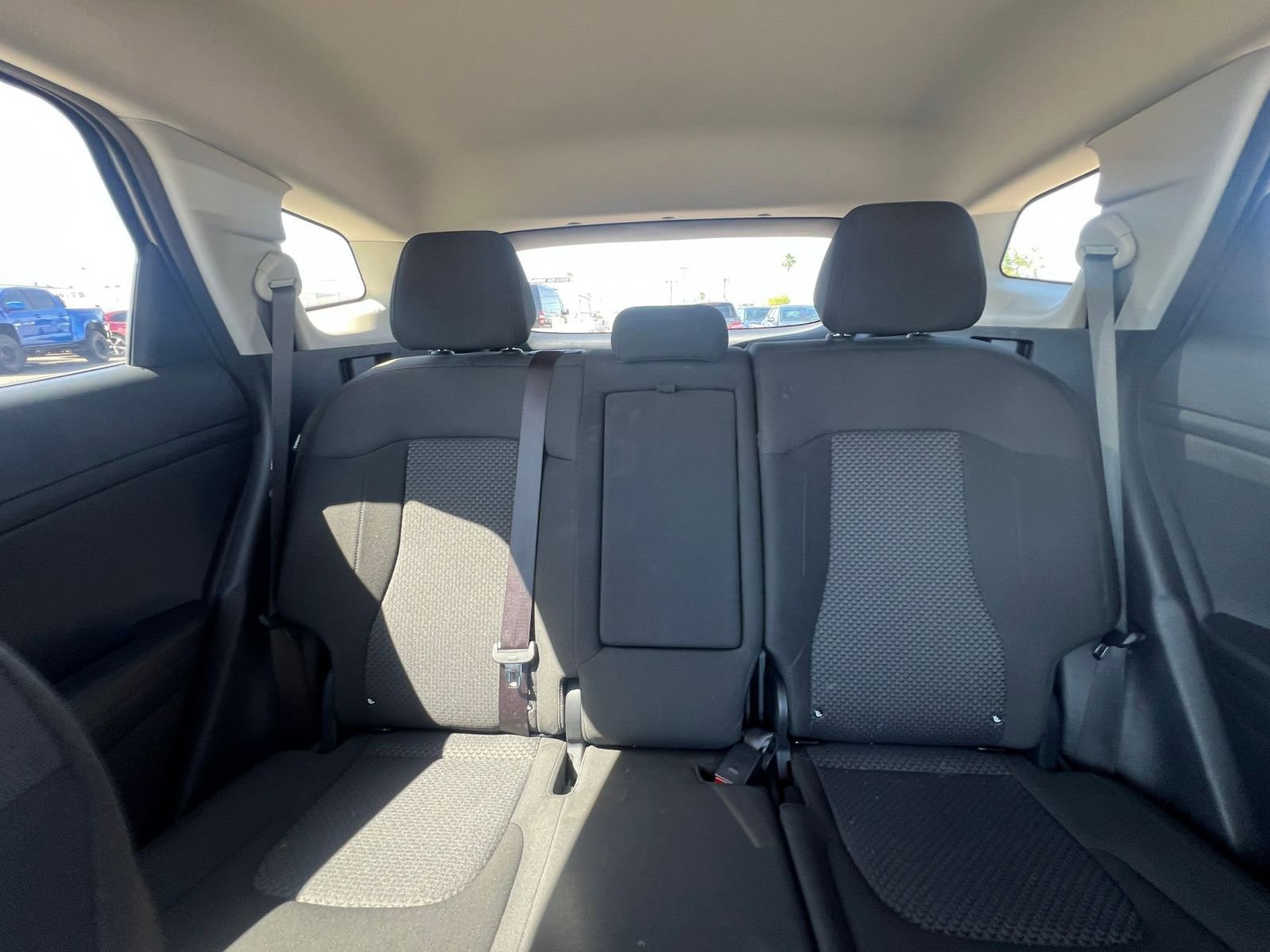 Used 2025 Kia Sportage LX FWD image 38