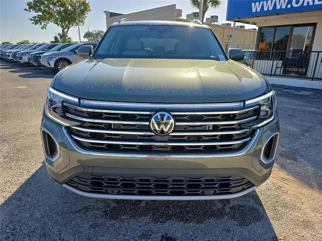 New 2026 Volkswagen Atlas SE image 2