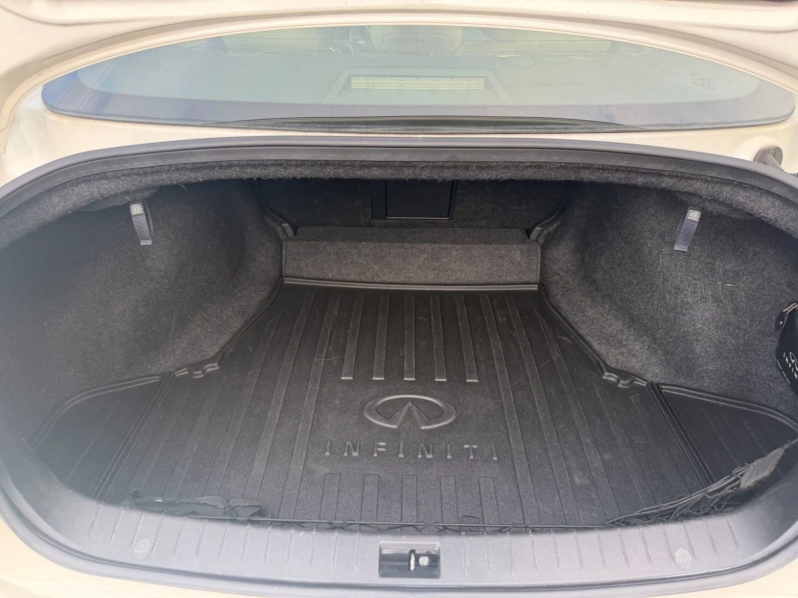 Used 2018 INFINITI Q50 Luxe w/ Essential Package (3.0T Luxe) image 25