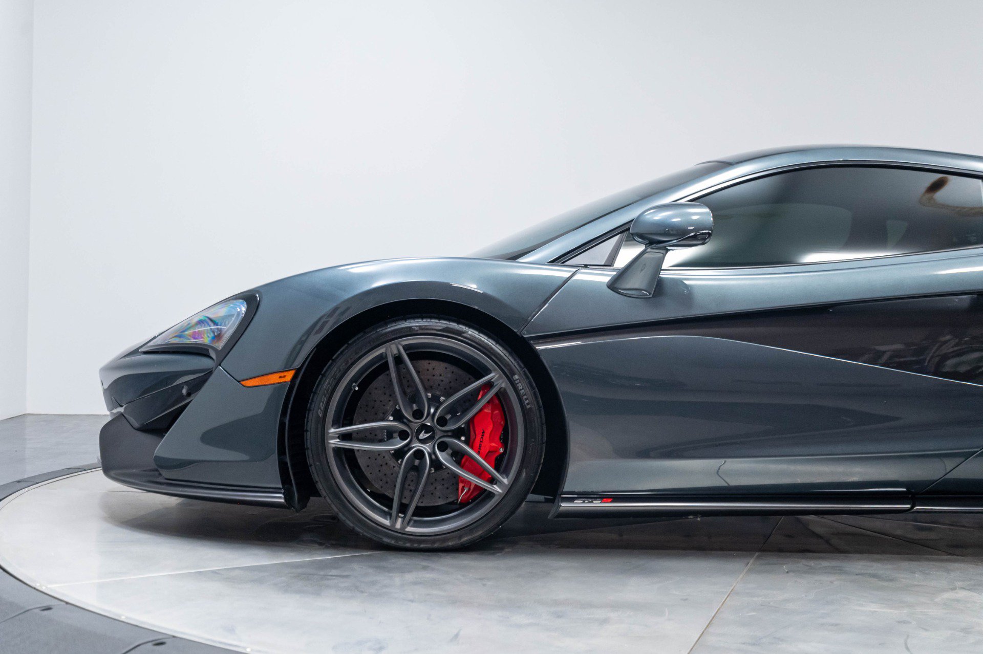 Used 2019 McLaren 570S Coupe RWD image 54