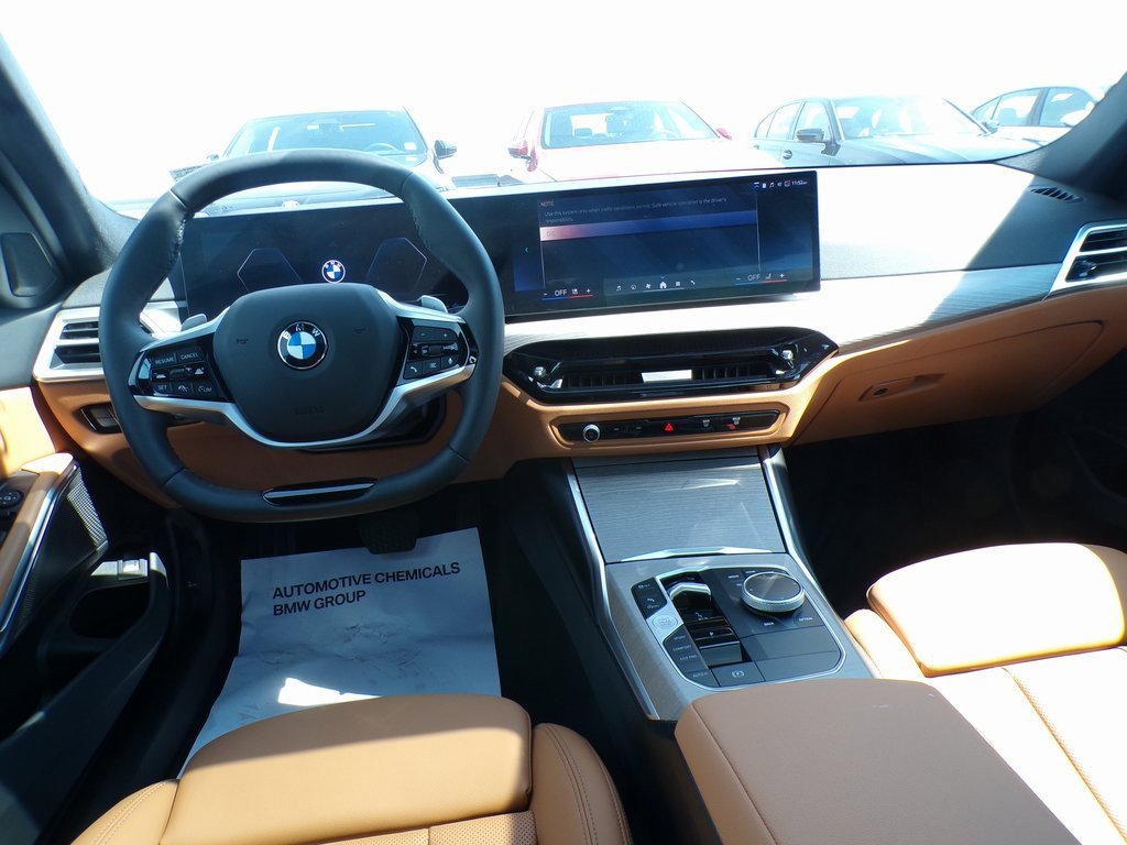 Certified 2025 BMW 330i xDrive Sedan w/ Convenience Package image 11