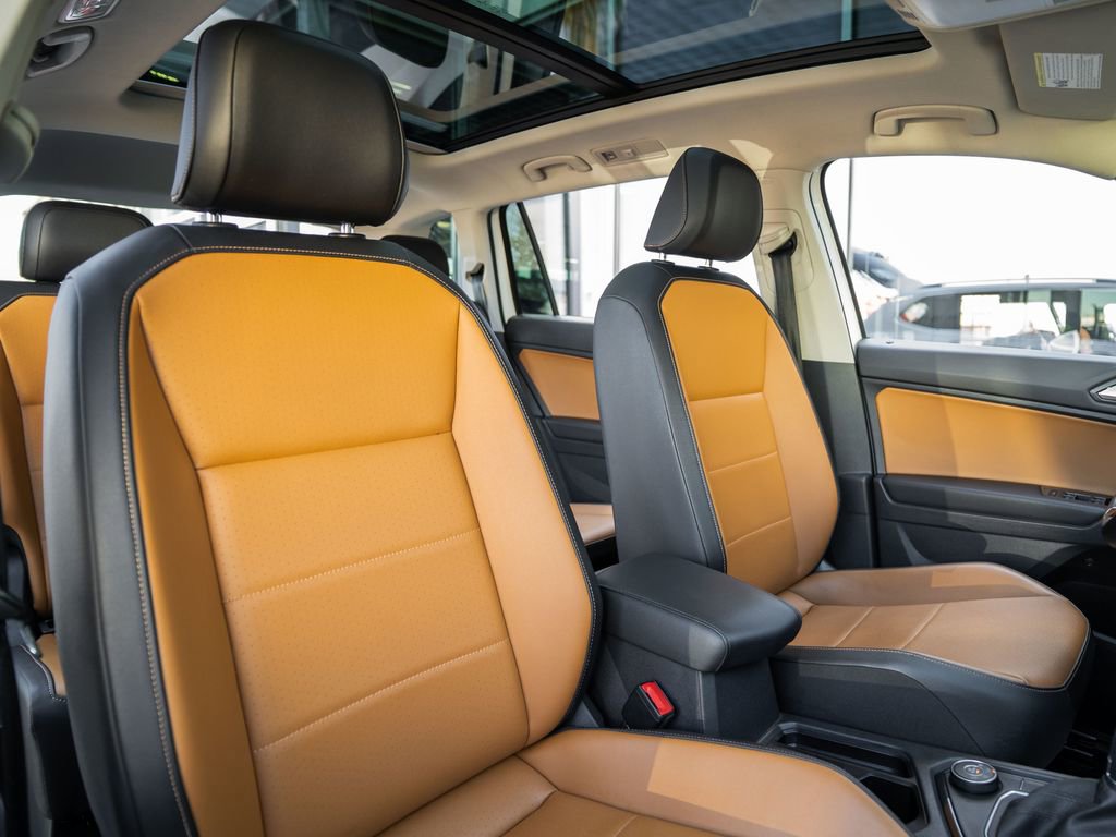 Used 2019 Volkswagen Tiguan SEL image 16