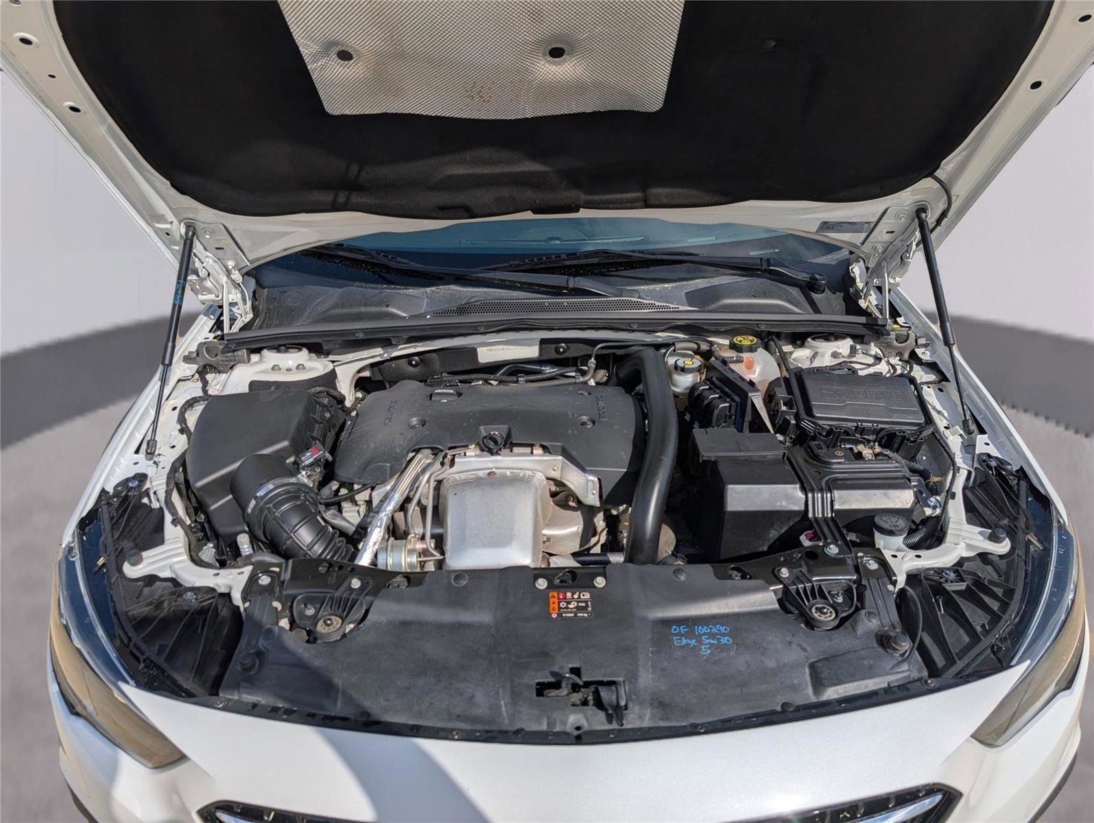 Used 2018 Buick Regal Essence w/ Driver Confidence Package #1 image 31