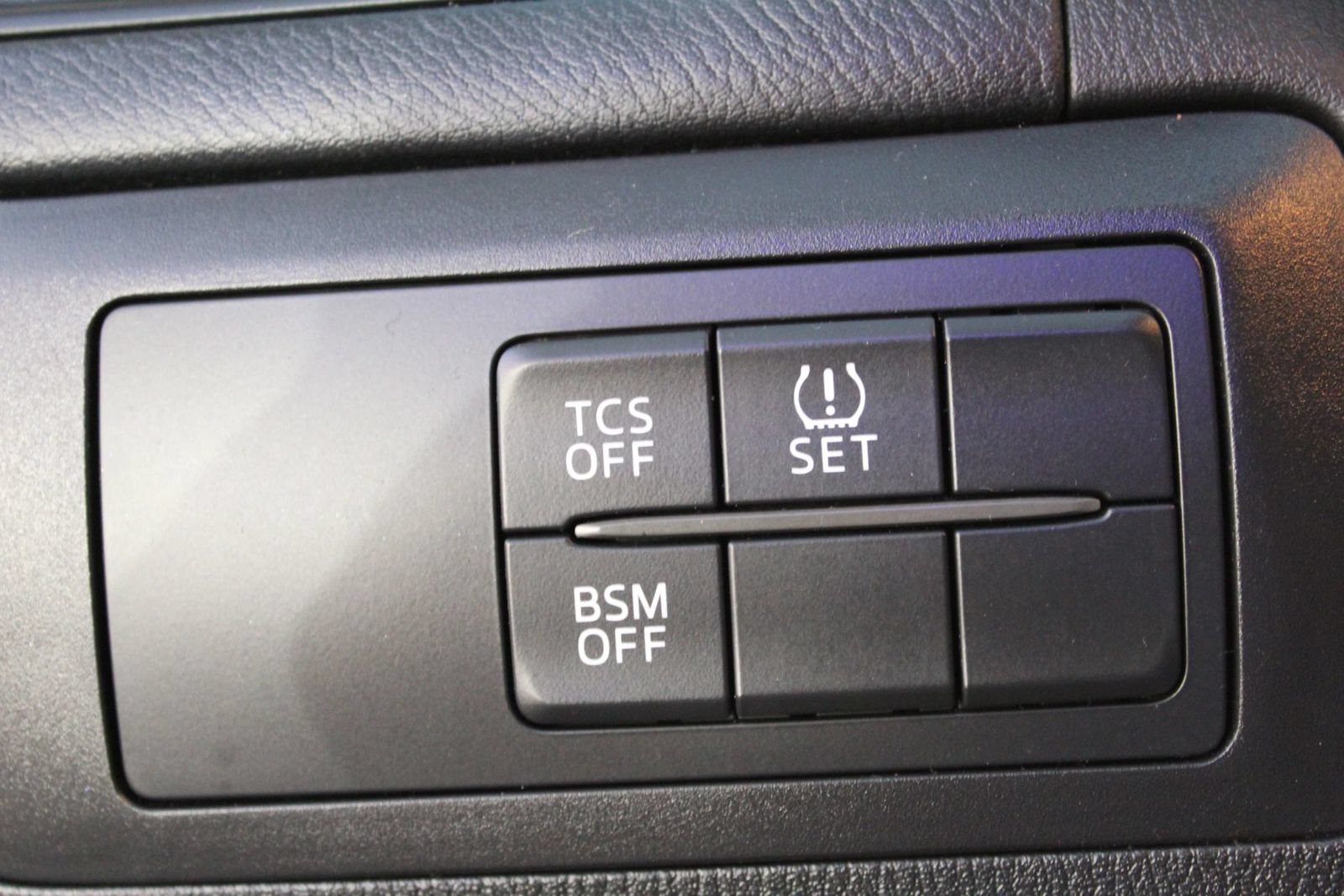 Used 2014 MAZDA CX-5 Touring w/ Bose/Moonroof Package FWD image 27