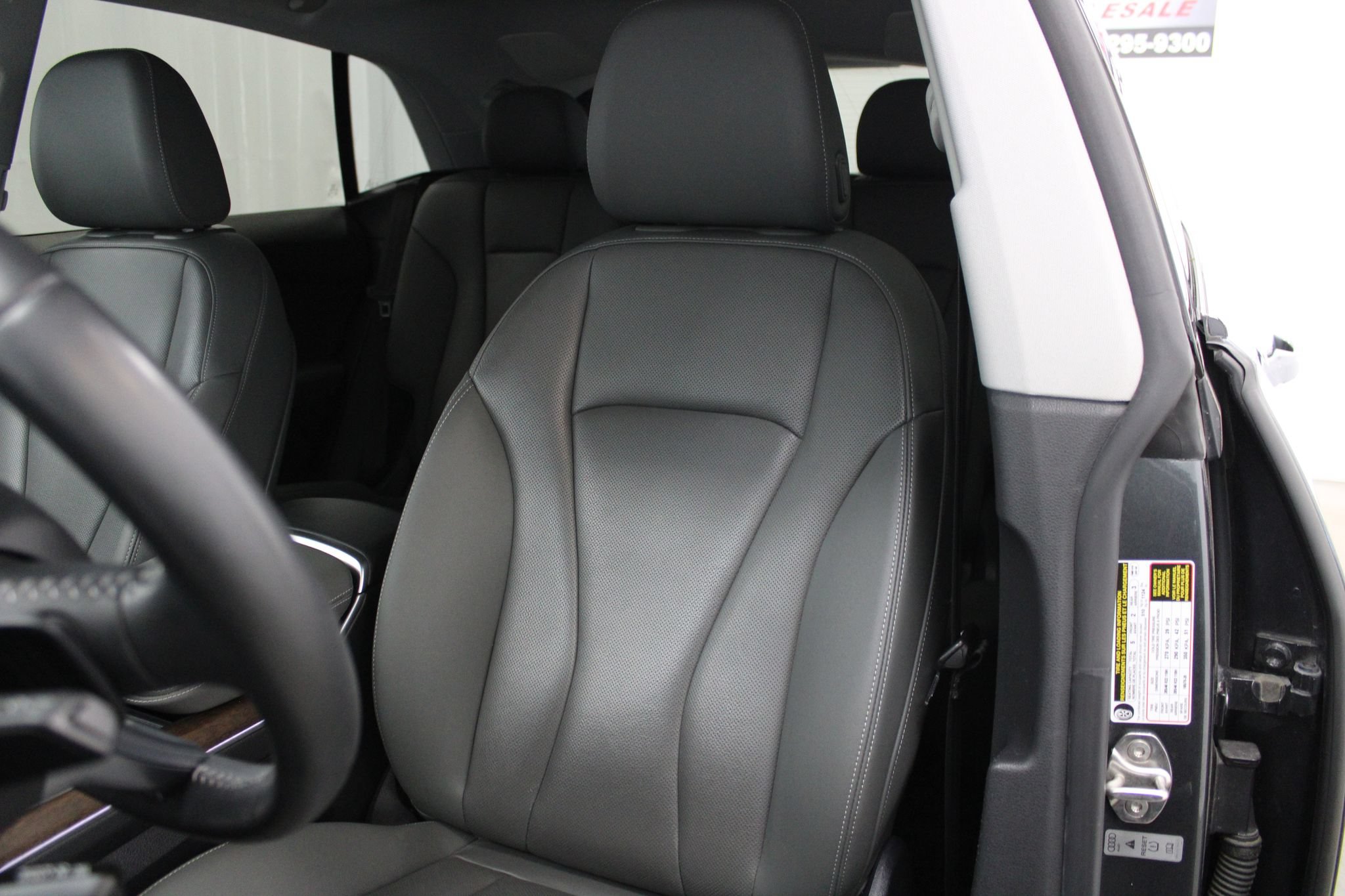 Used 2020 Audi Q8 Premium Plus AWD/4WD image 19