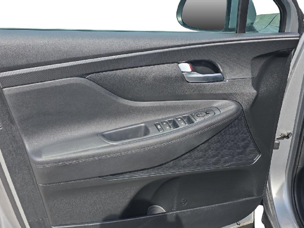Used 2023 Hyundai Santa Fe SE FWD image 10