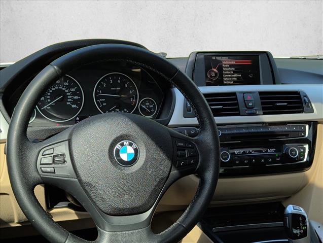 Used 2017 BMW 320i Sedan RWD image 14