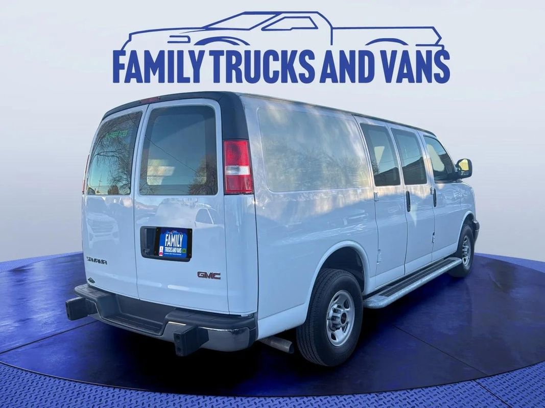 Used 2024 GMC Savana 2500 w/ Driver Convenience Package image 4