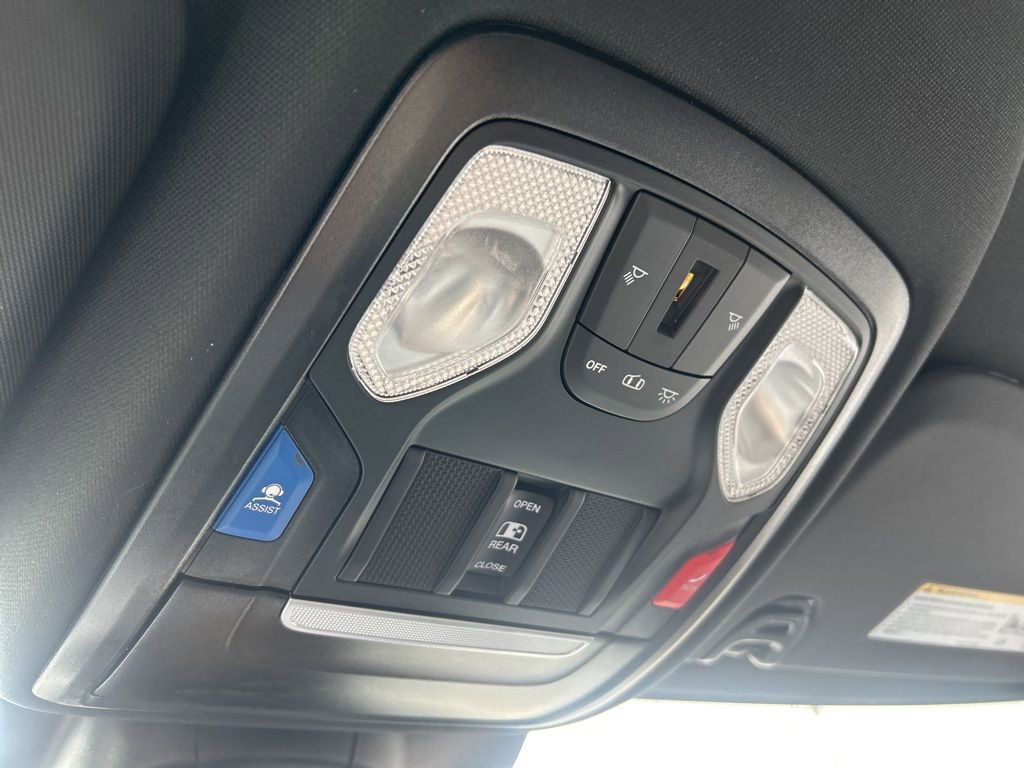 New 2026 RAM 5500 Tradesman AWD/4WD image 32