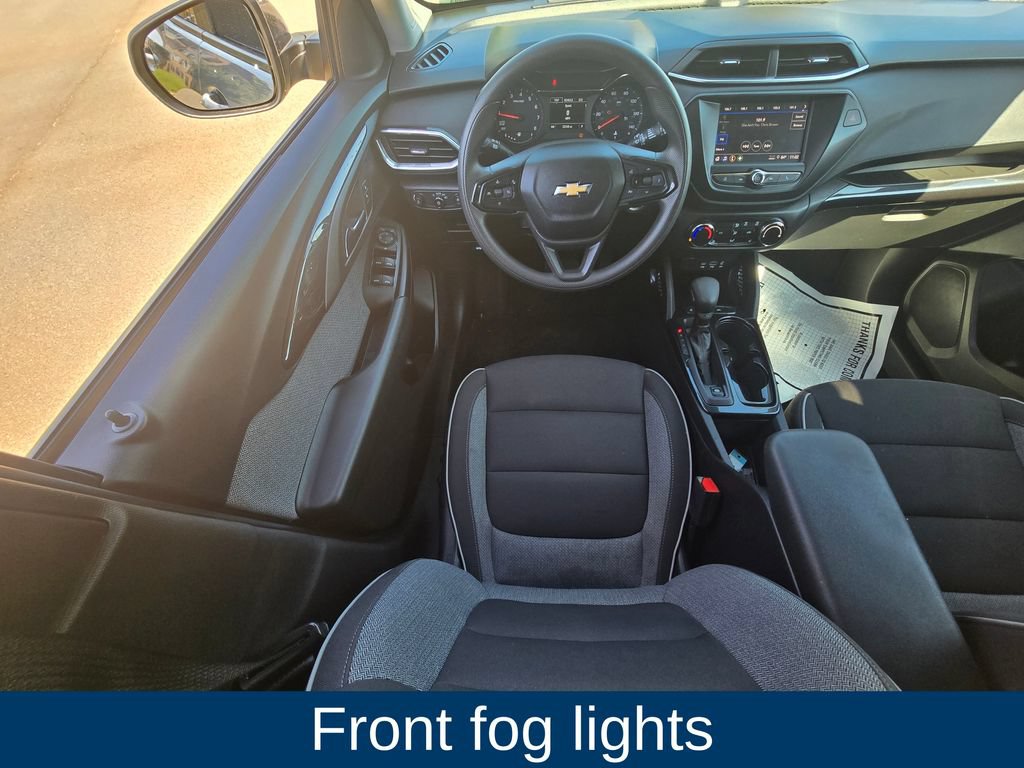 Used 2023 Chevrolet TrailBlazer LT FWD image 13