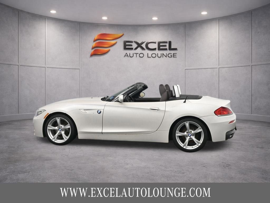 Used 2012 BMW Z4 sDrive28i image 3