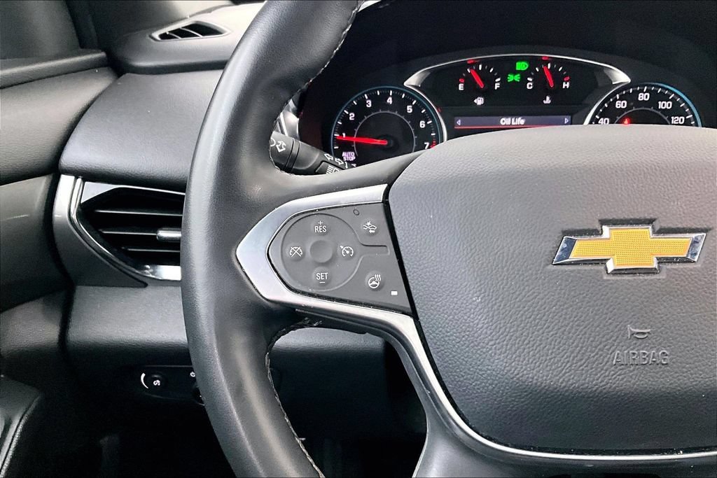 Used 2023 Chevrolet Traverse LT w/ LT Premium Package FWD image 24