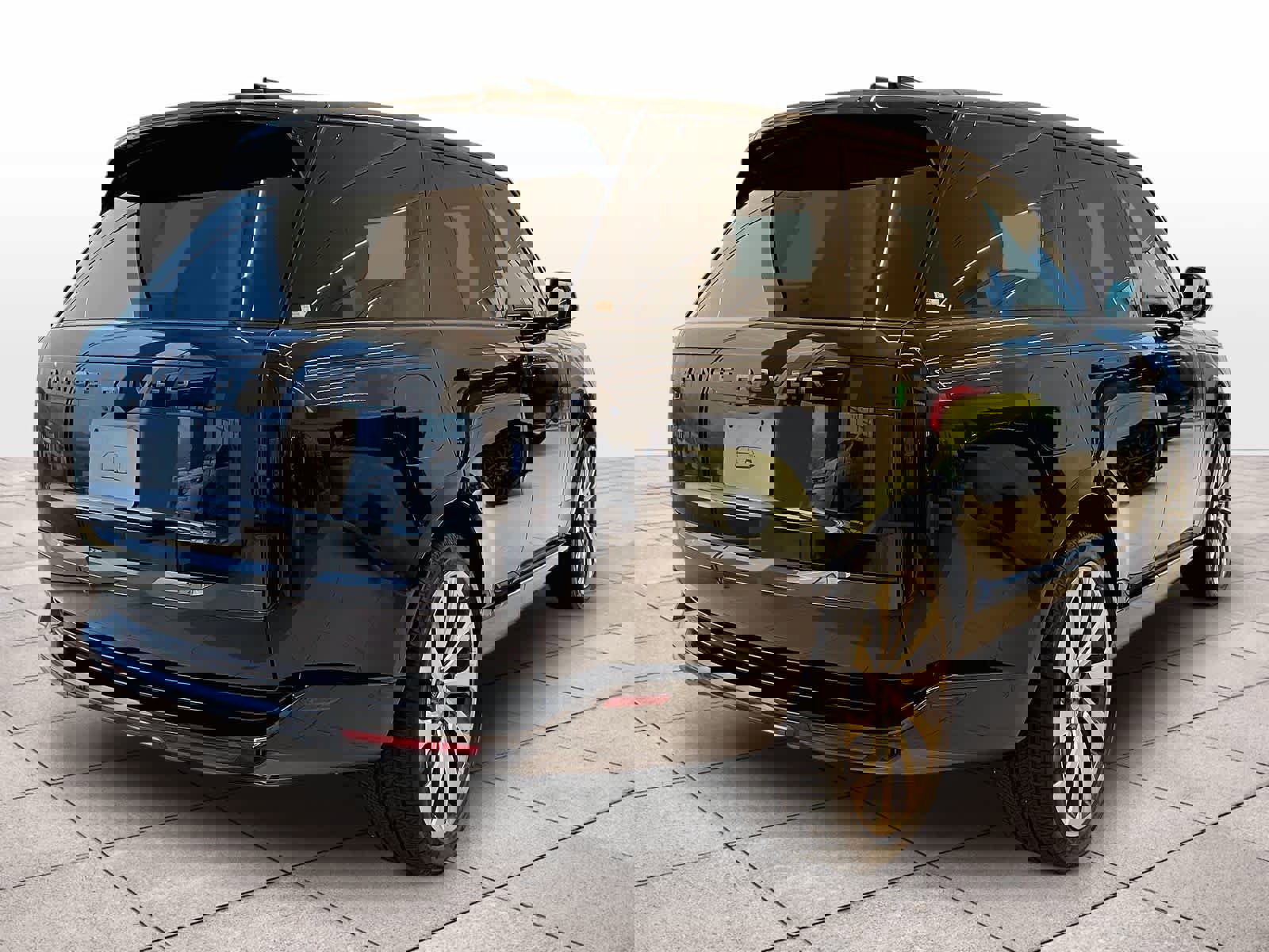 New 2025 Land Rover Range Rover SE image 3