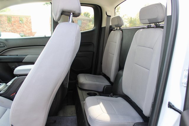 Used 2016 Chevrolet Colorado W/T w/ WT Convenience Package image 32