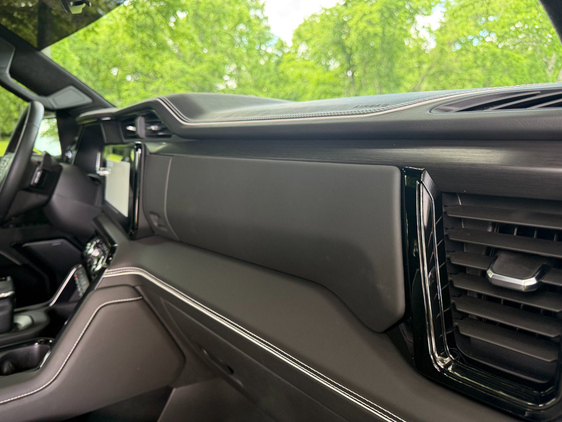 Used 2024 GMC Sierra 1500 AT4X image 37