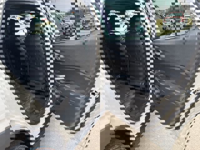 New 2026 Chevrolet Trax RS w/ Sunroof Package image 39